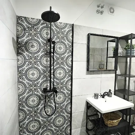 شقة Lelle بالاتوليلّي