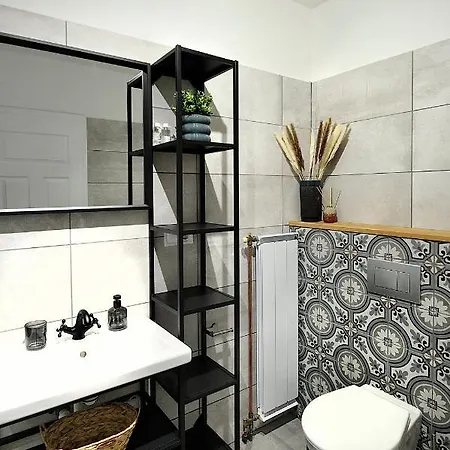 Lelle Apartment