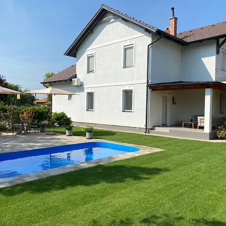 Lelle Apartment